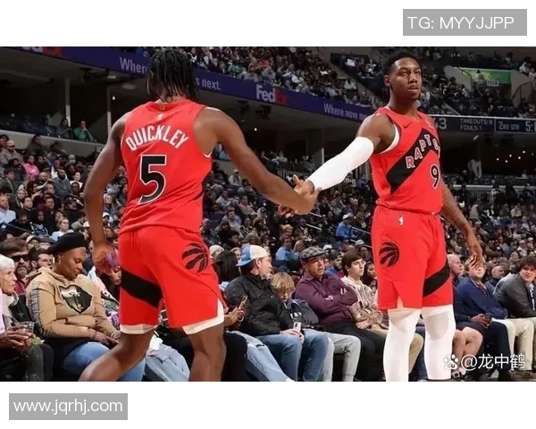 2020年NBA常规赛雄鹿与快船的精彩对决回顾与分析